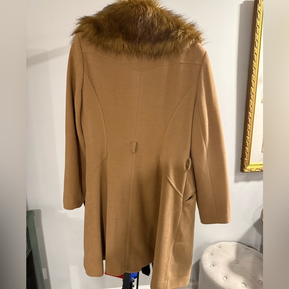 Faux fur pea coat - Picture 7 of 8